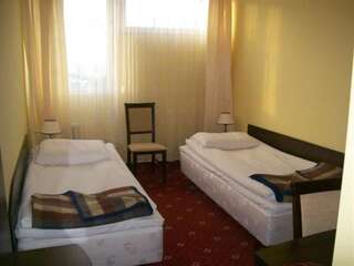Отели типа «постель и завтрак» Izabella Пулавы Двухместный номер с 2 отдельными кроватями-7